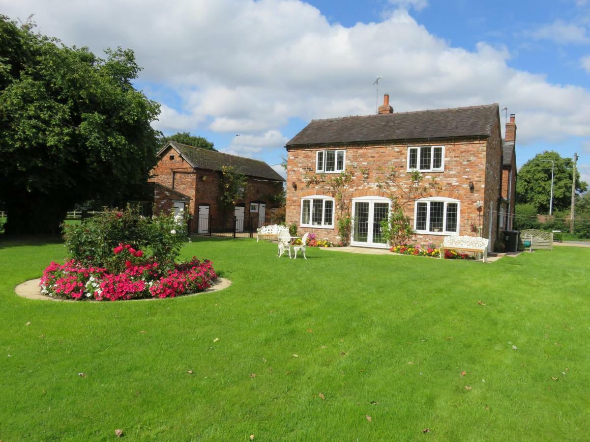 Corner Farm Bed & Breakfast Crewe Dış mekan fotoğraf
